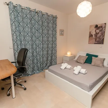Holiday home Airzen